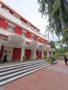 Daulat ram college